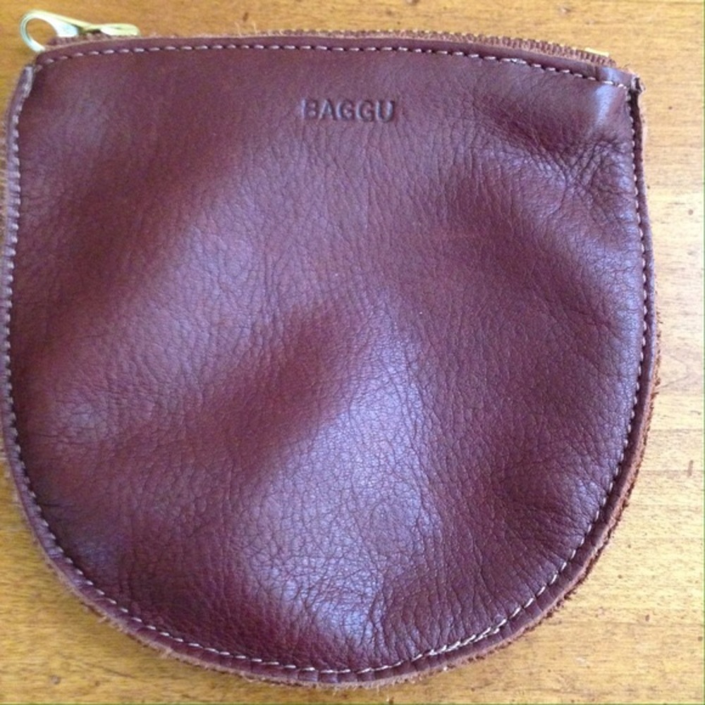 Baggu small leather pouch